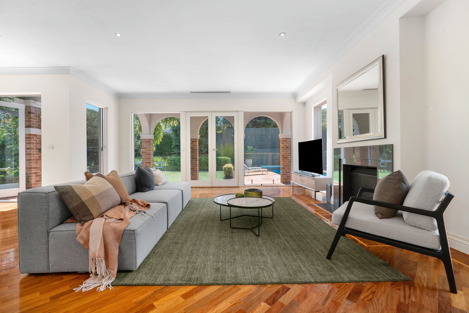 Real Estate and Property in 32 Pental Road, Caulfield North, VIC