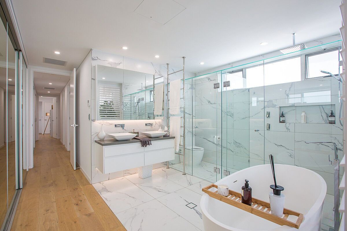 3/2 Petrel Avenue Mermaid Beach 8