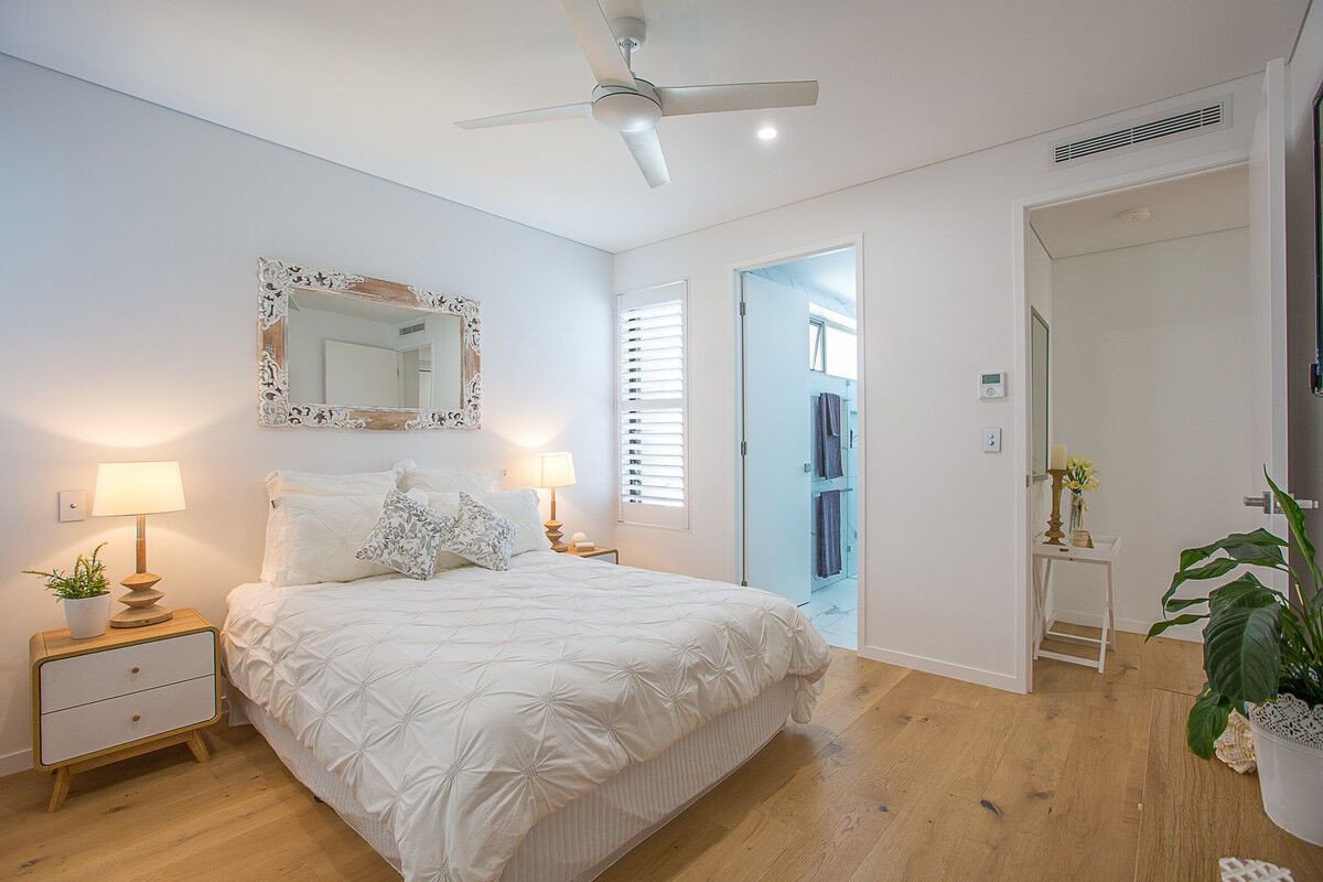 3/2 Petrel Avenue Mermaid Beach 9