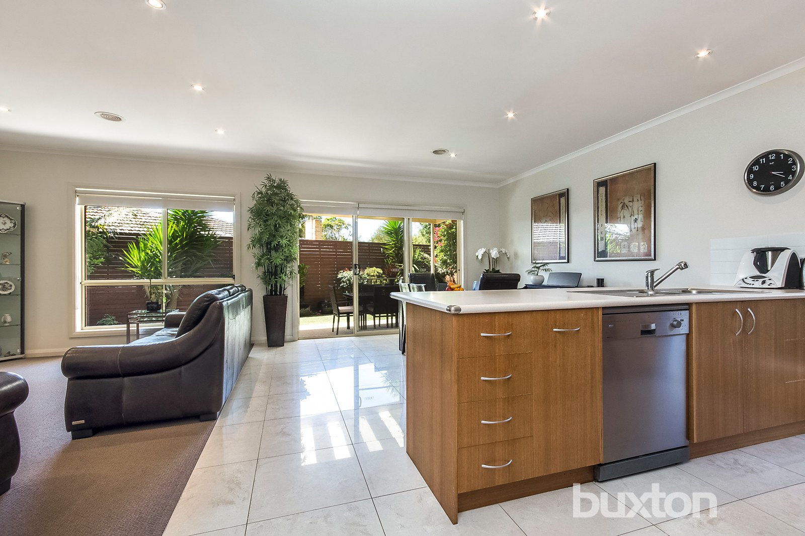Gallery: 3/2 Pickett Crescent