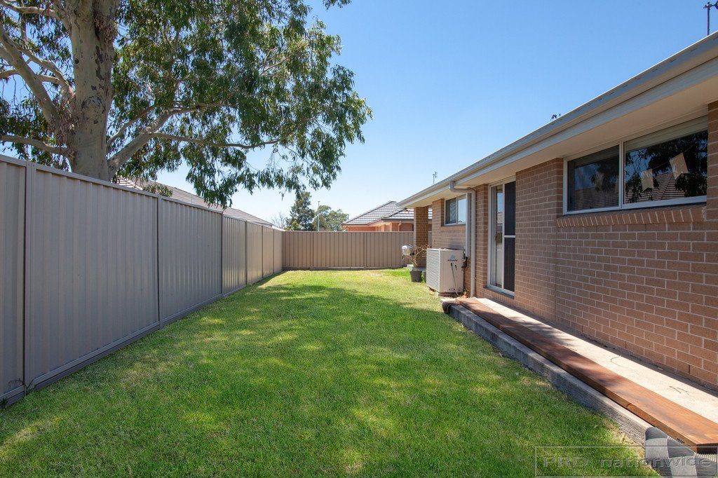 32 Portabello Crescent THORNTON 26