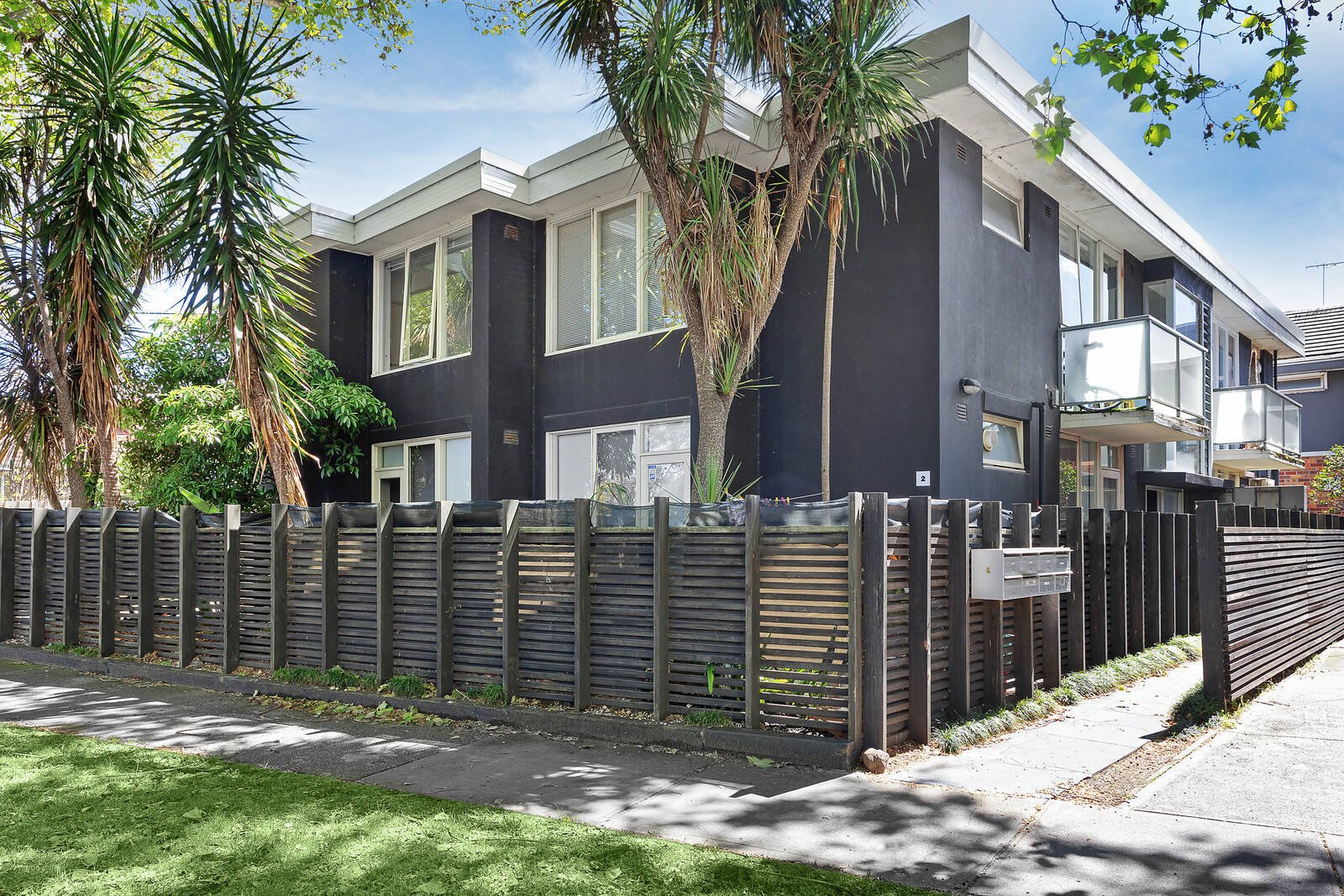 Real Estate and Property in 3/2 Pozieres Avenue, Elwood, VIC