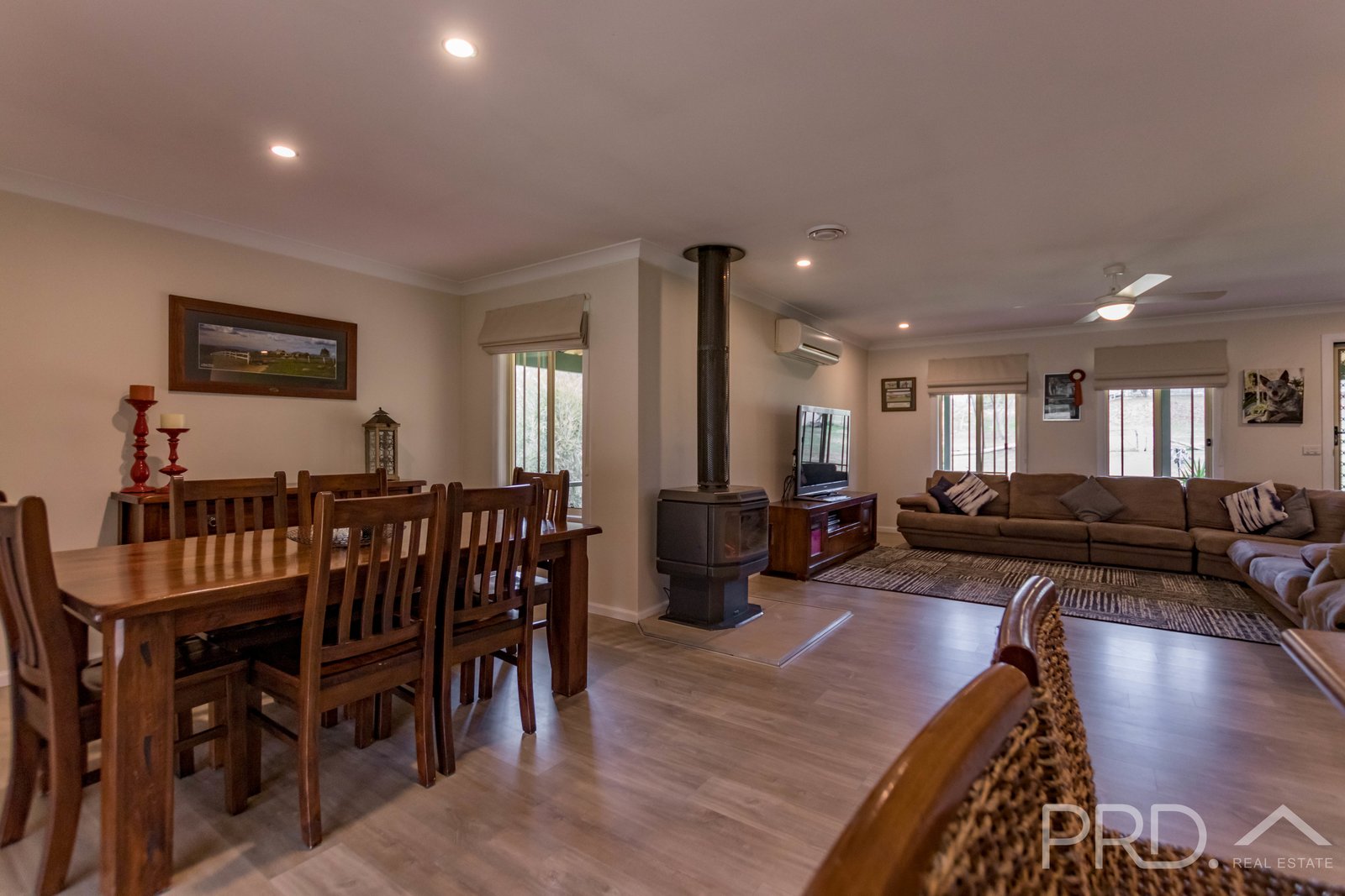 32 Quartz Street ADELONG 6