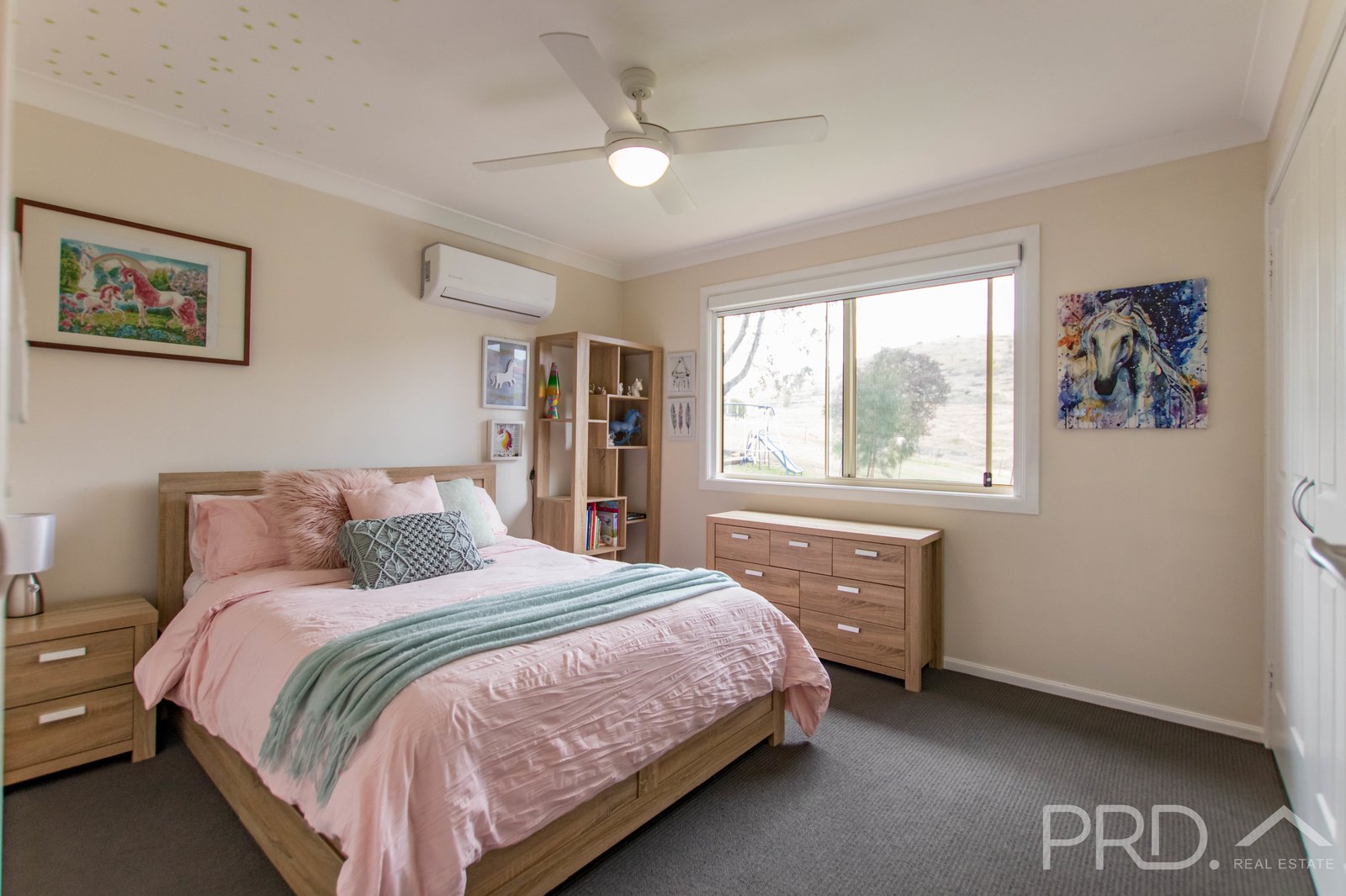 32 Quartz Street ADELONG 12