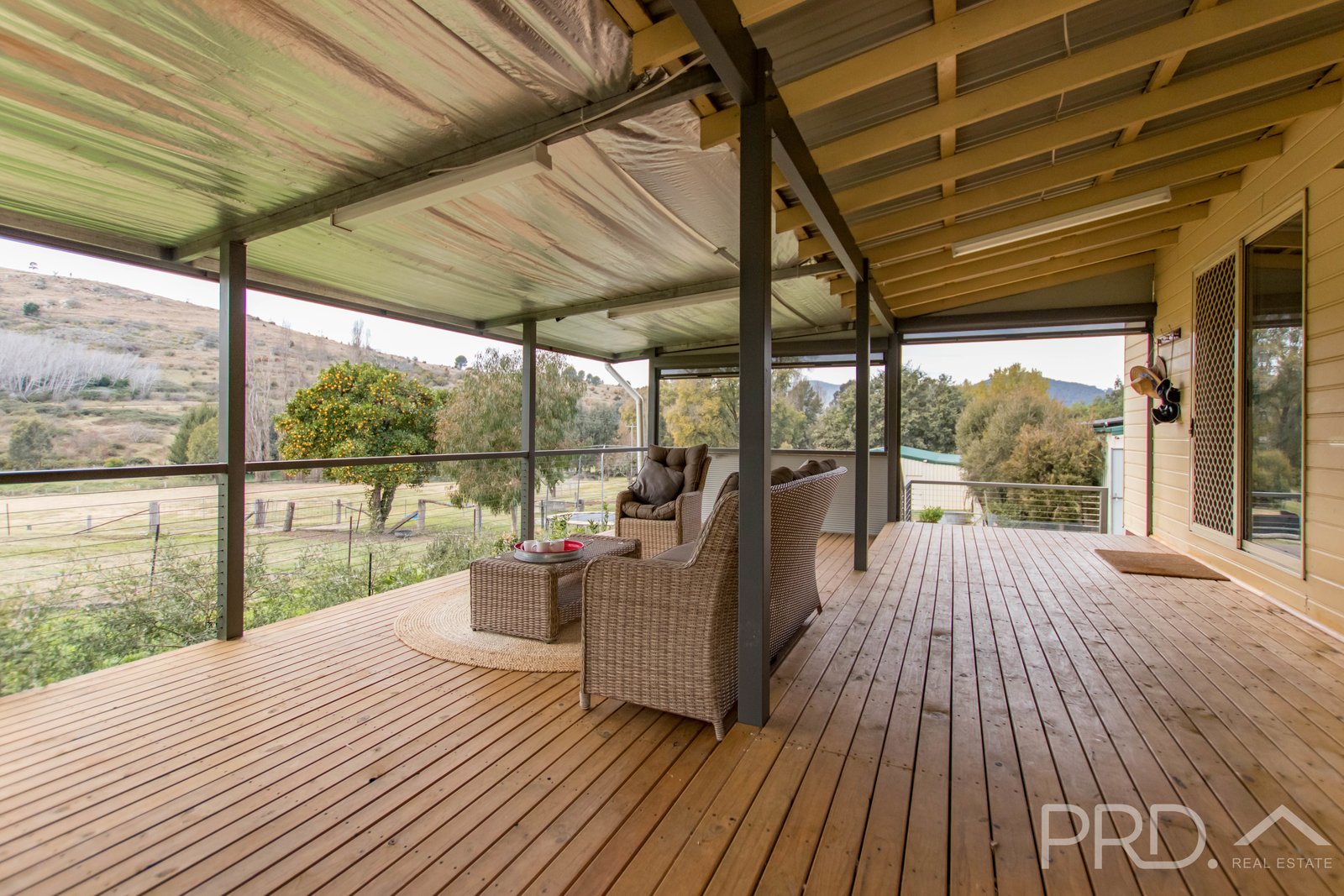 32 Quartz Street ADELONG 18