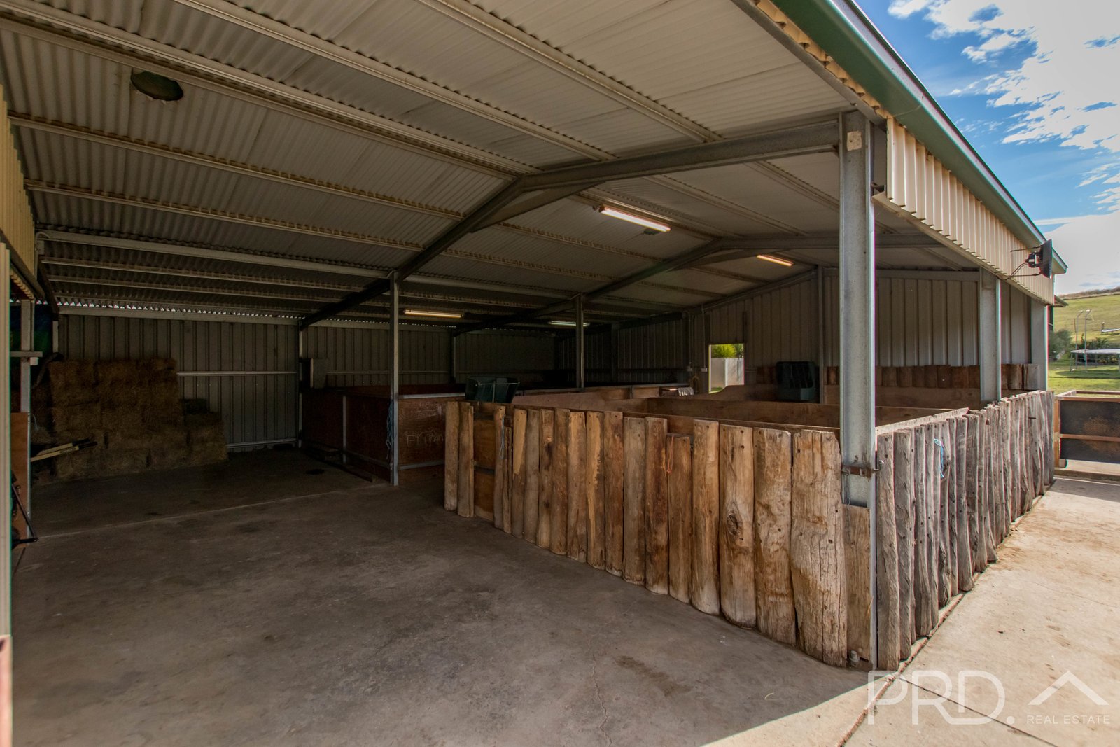 32 Quartz Street ADELONG 21