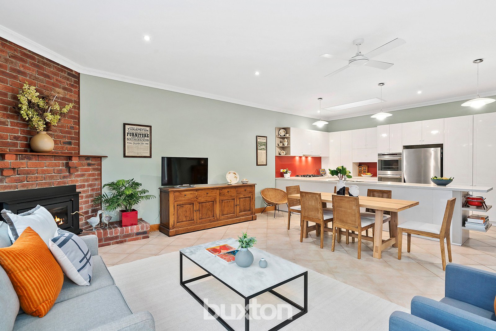 Gallery: 32 Queen Street