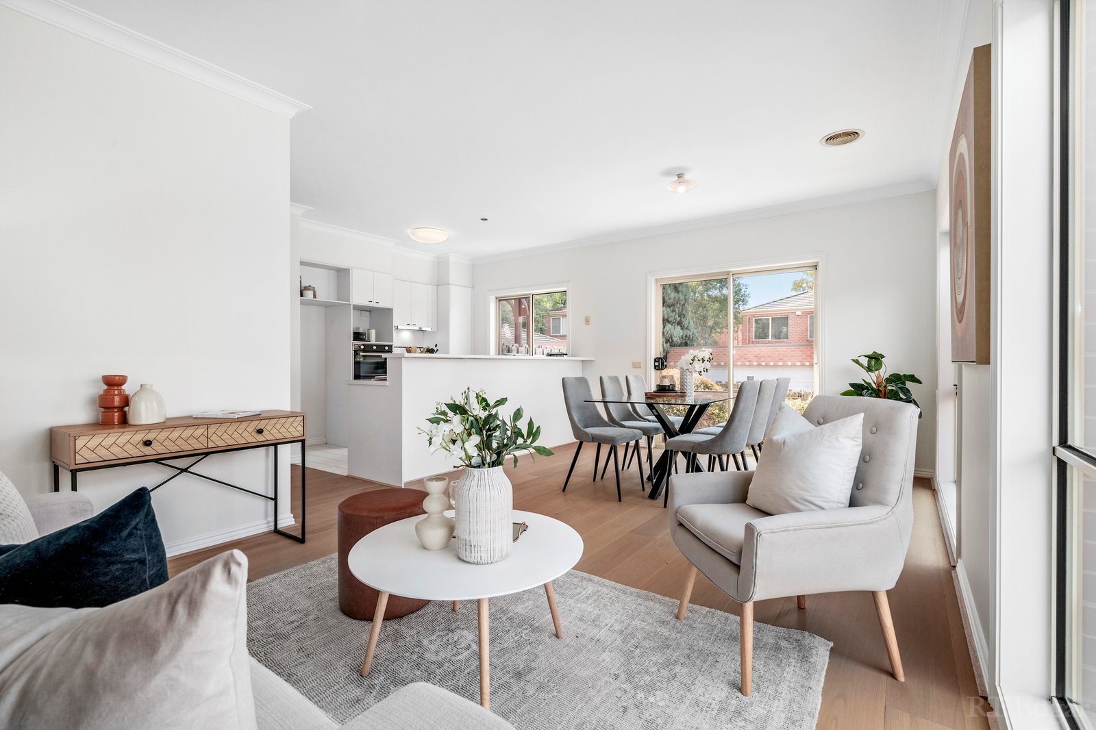 Real Estate and Property in 32 Ray Drive, Balwyn North, VIC