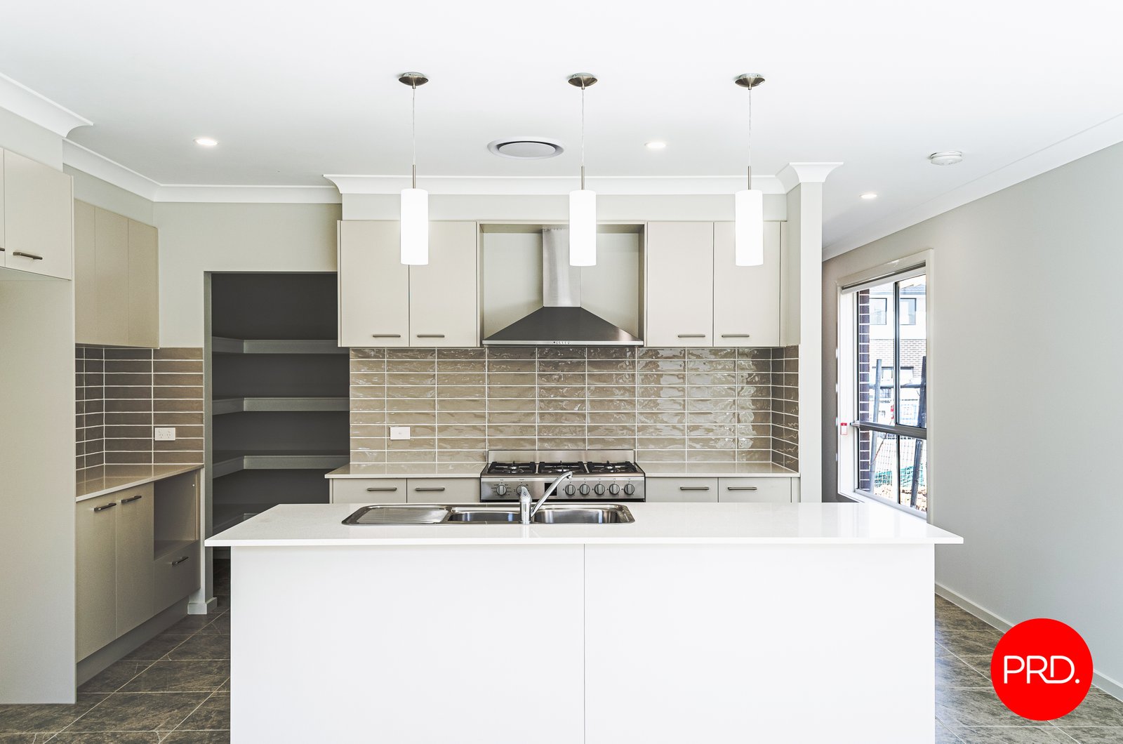 32 Ray Simpsons Avenue BARDIA 3