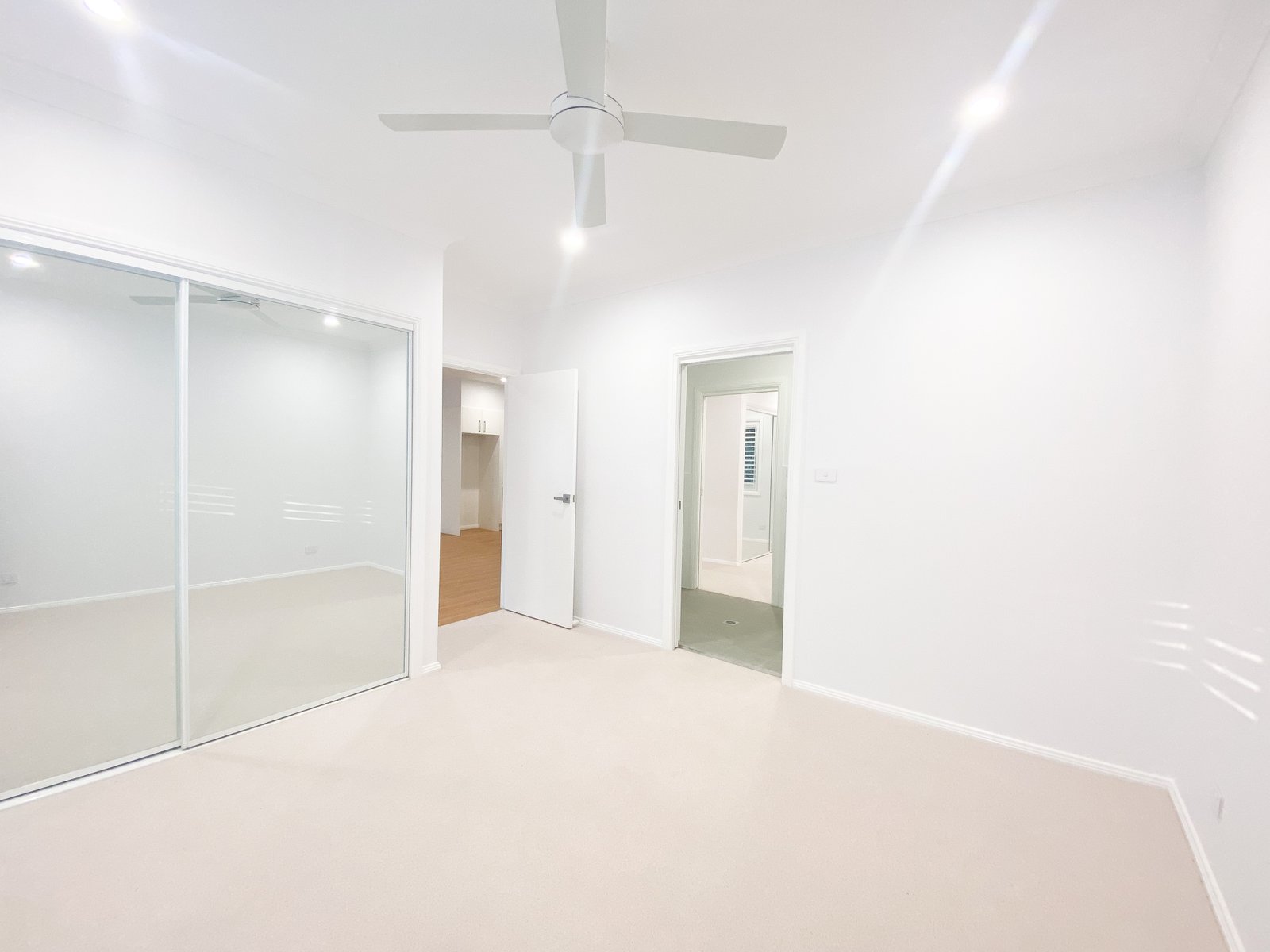 32 Ridgeview Drive SALAMANDER BAY 7