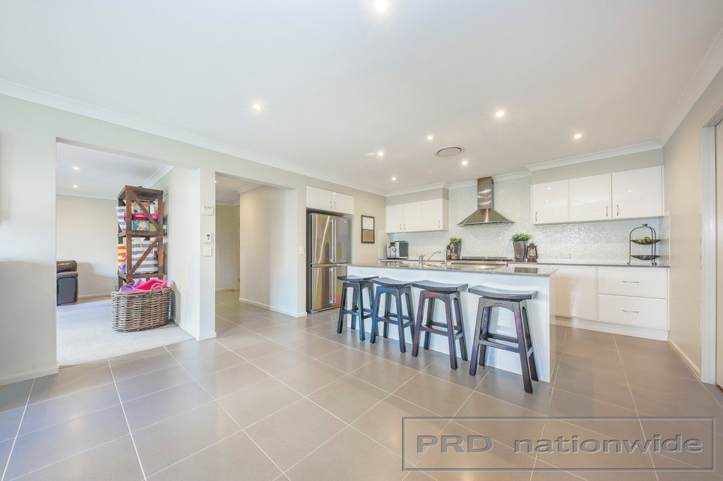 32 River Oak Avenue GILLIESTON HEIGHTS 5