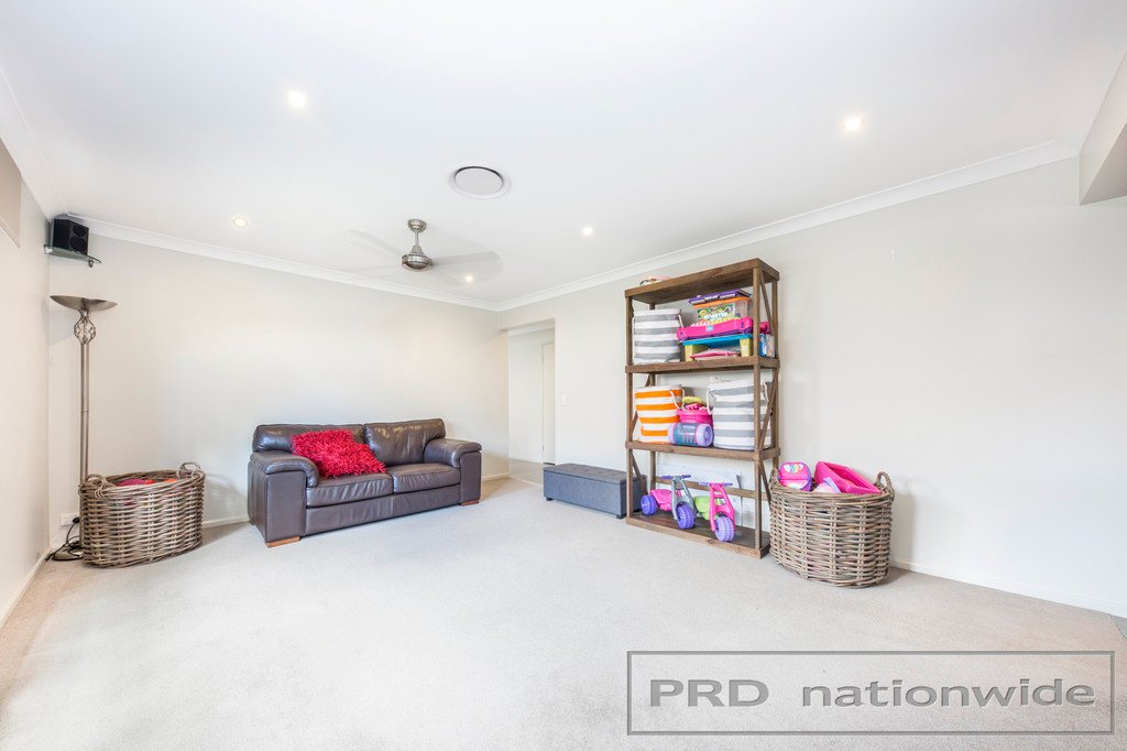 32 River Oak Avenue GILLIESTON HEIGHTS 12