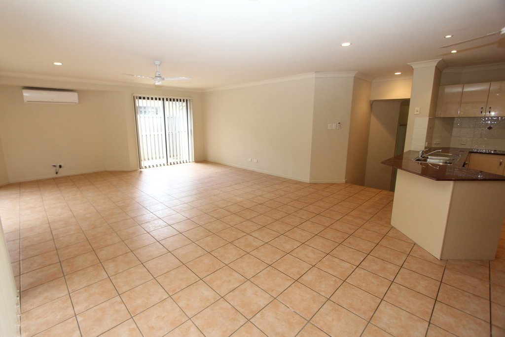 32 Riverwood Drive ASHMORE 3