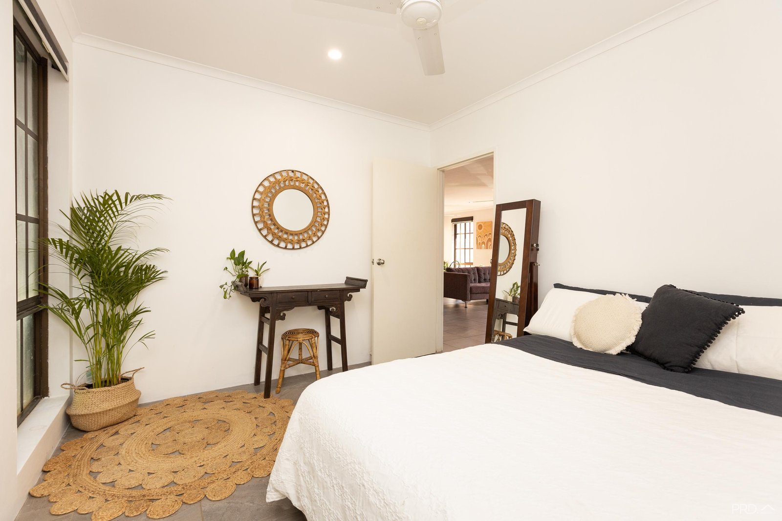 3/2 Robert Street BROOME 14