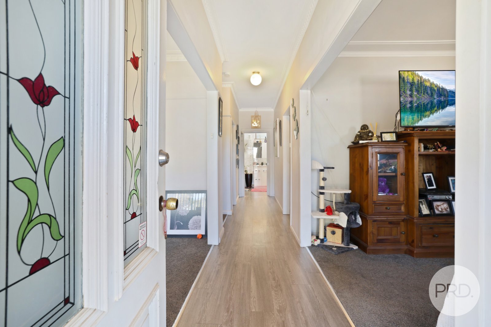 32 Robert Street TAMWORTH 3