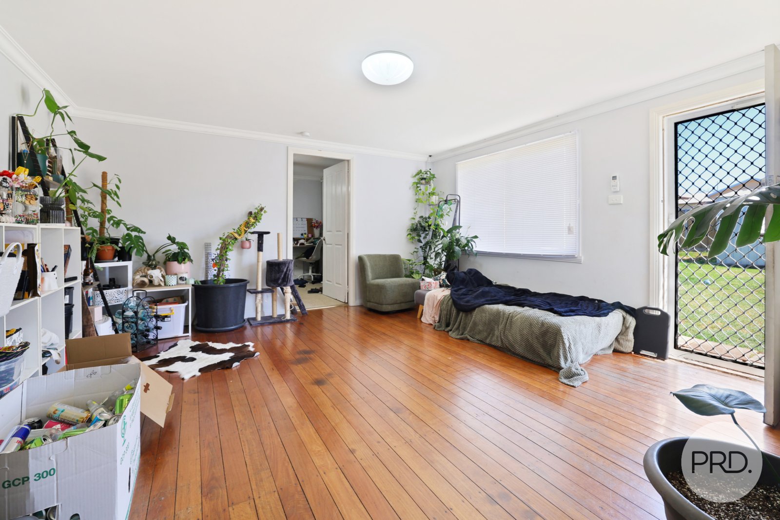 32 Robert Street TAMWORTH 16