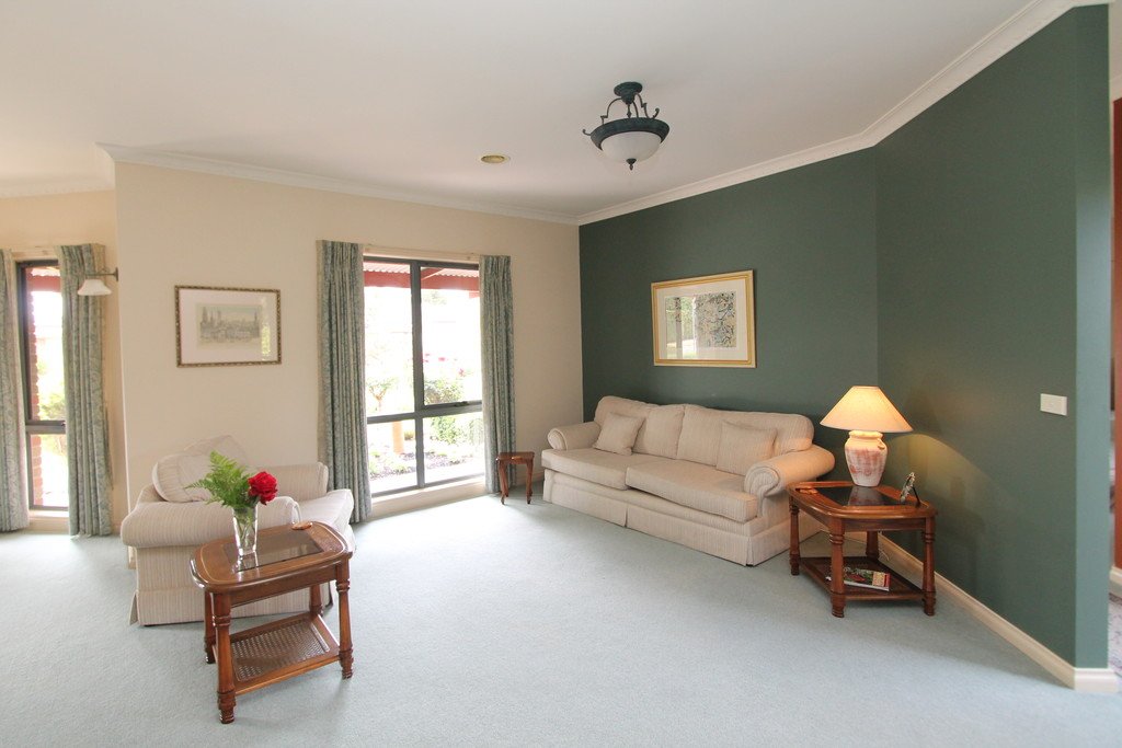 32 Robertson Drive ALFREDTON 2
