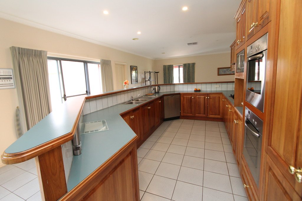 32 Robertson Drive ALFREDTON 13