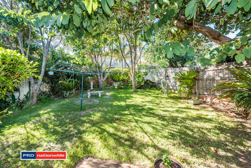 32 Ronald Avenue SHOAL BAY 12