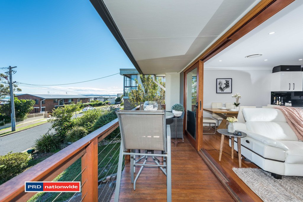 32 Ronald Avenue SHOAL BAY 17