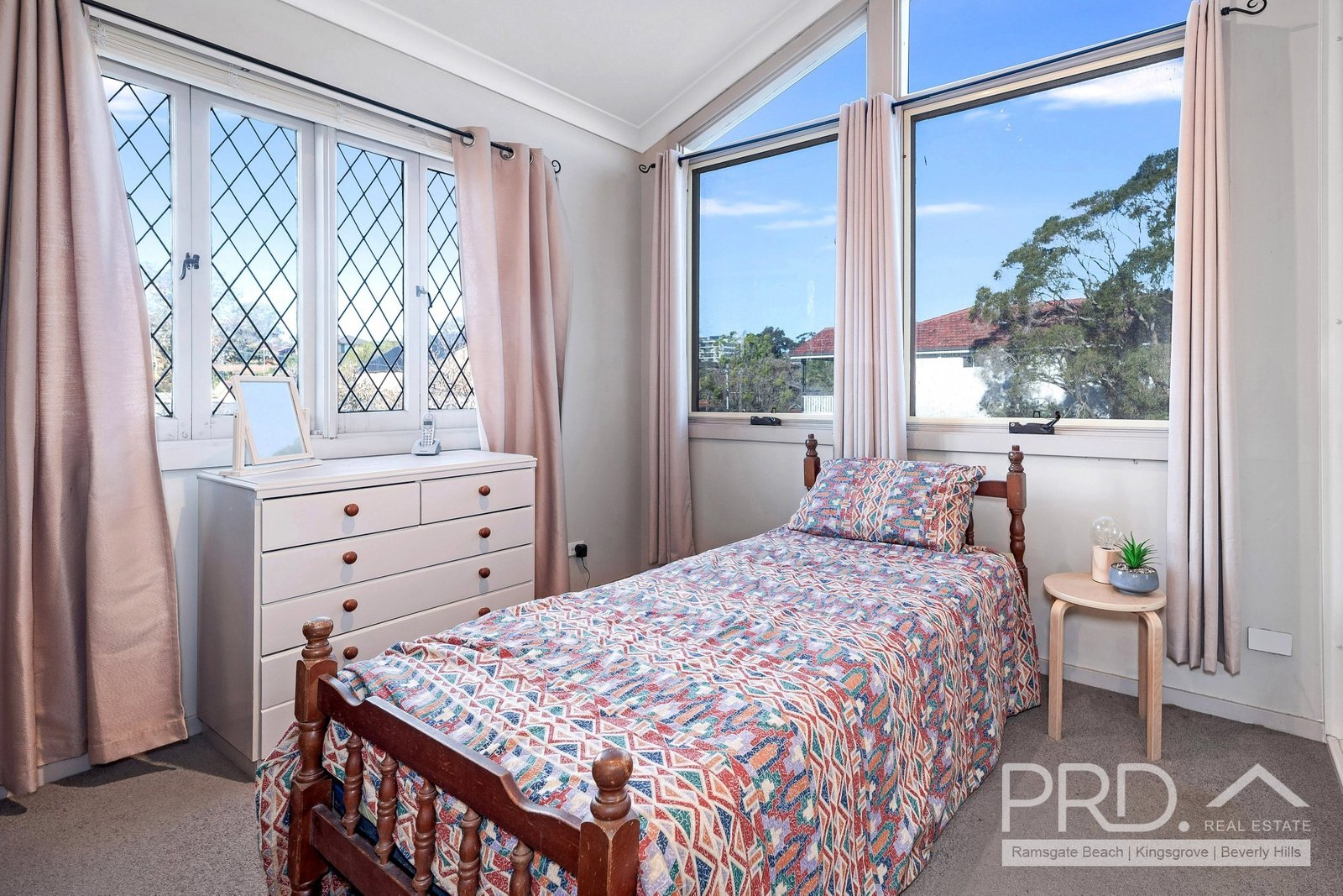 32 Ross Street GLADESVILLE 15