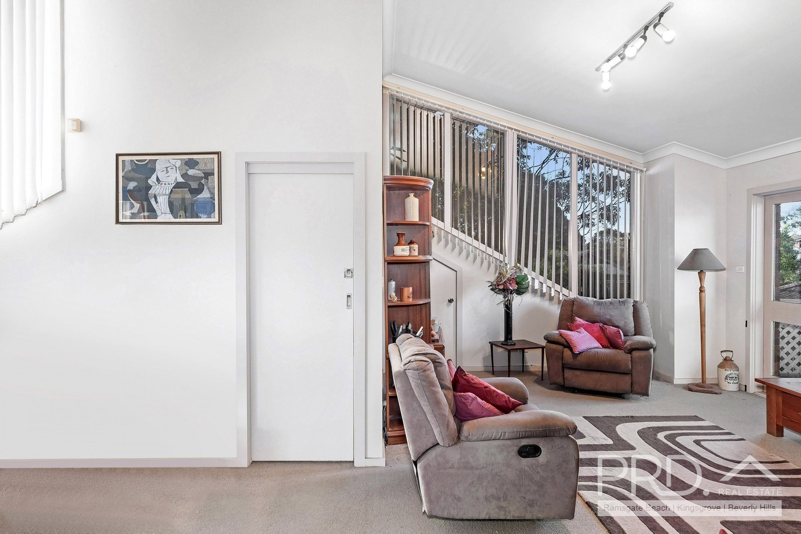 32 Ross Street GLADESVILLE 17