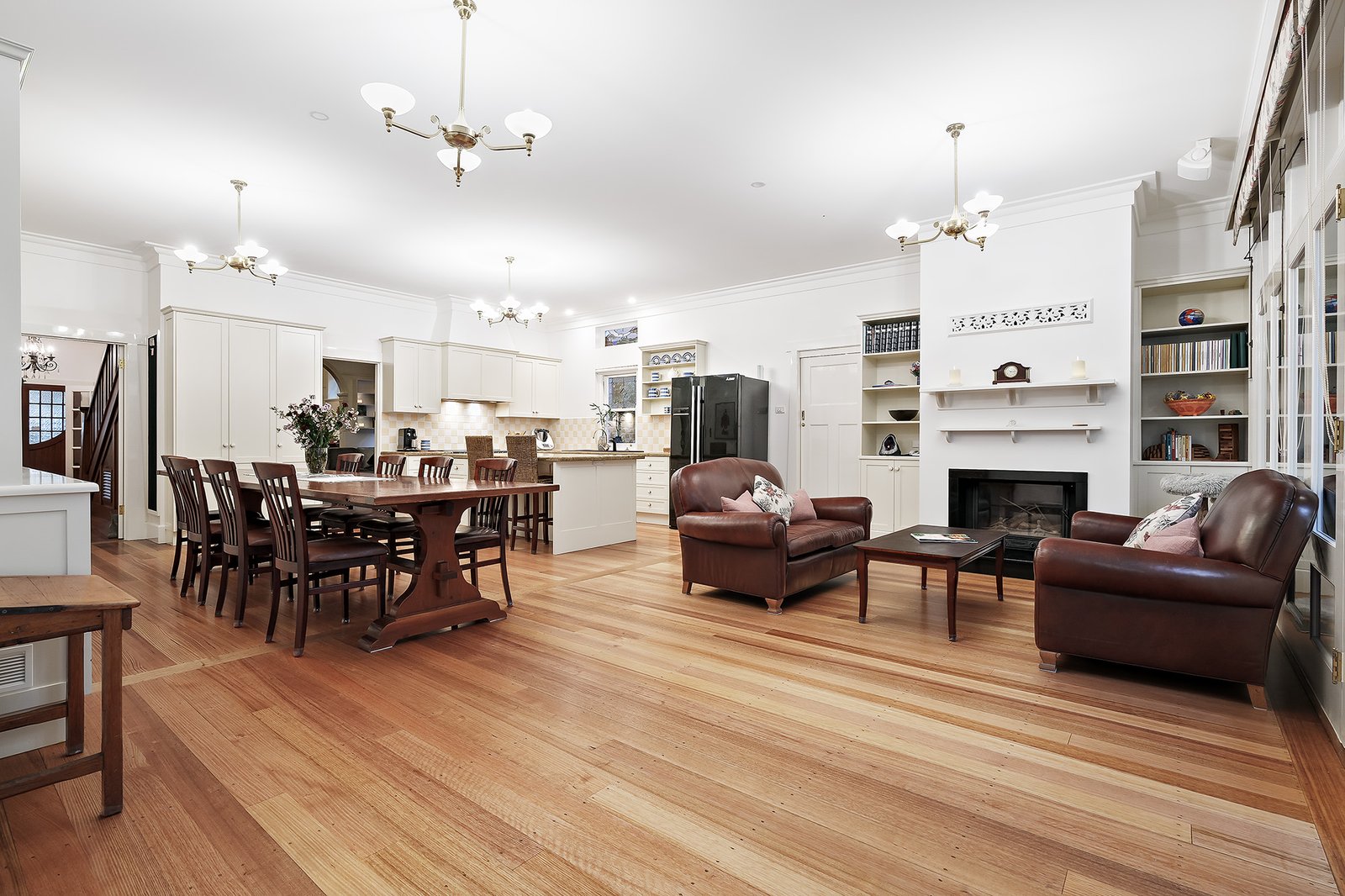 Real Estate and Property in 32 Rowland Street, Kew, VIC