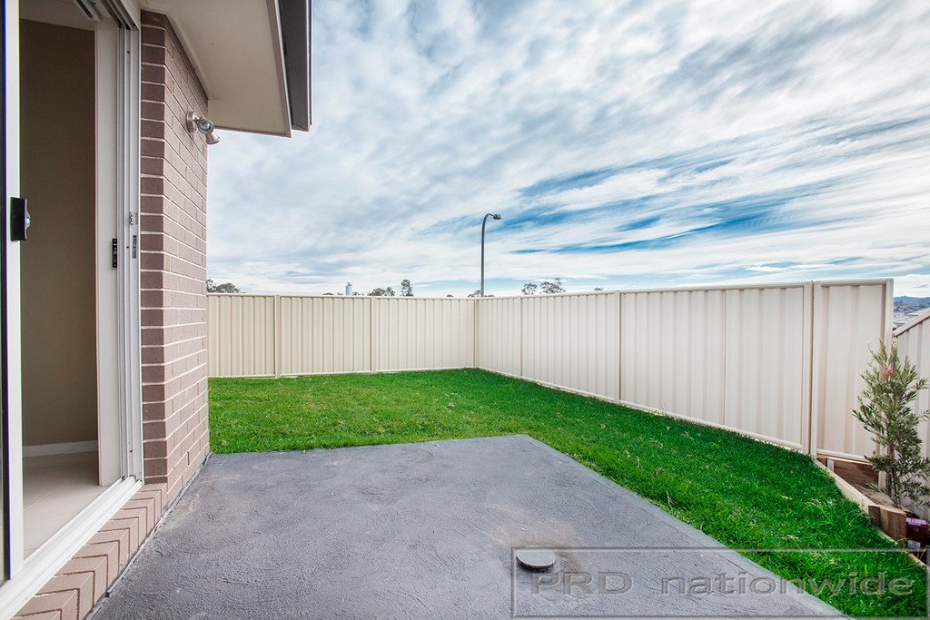 32 Ruby Road RUTHERFORD 14