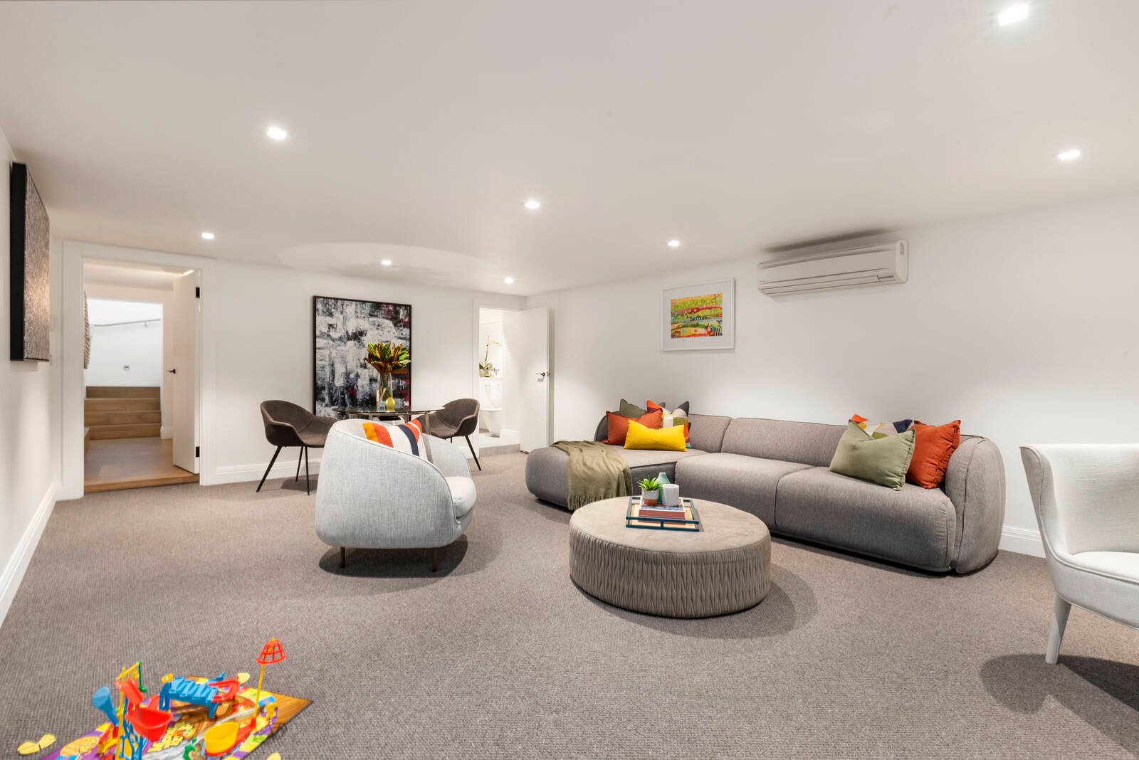 Real Estate and Property in 32 Sargood Street, Toorak, VIC