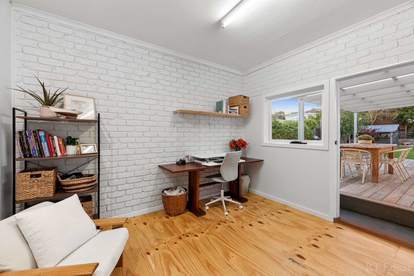 Real Estate and Property in 32 Somerdale Avenue, Ocean Grove, VIC