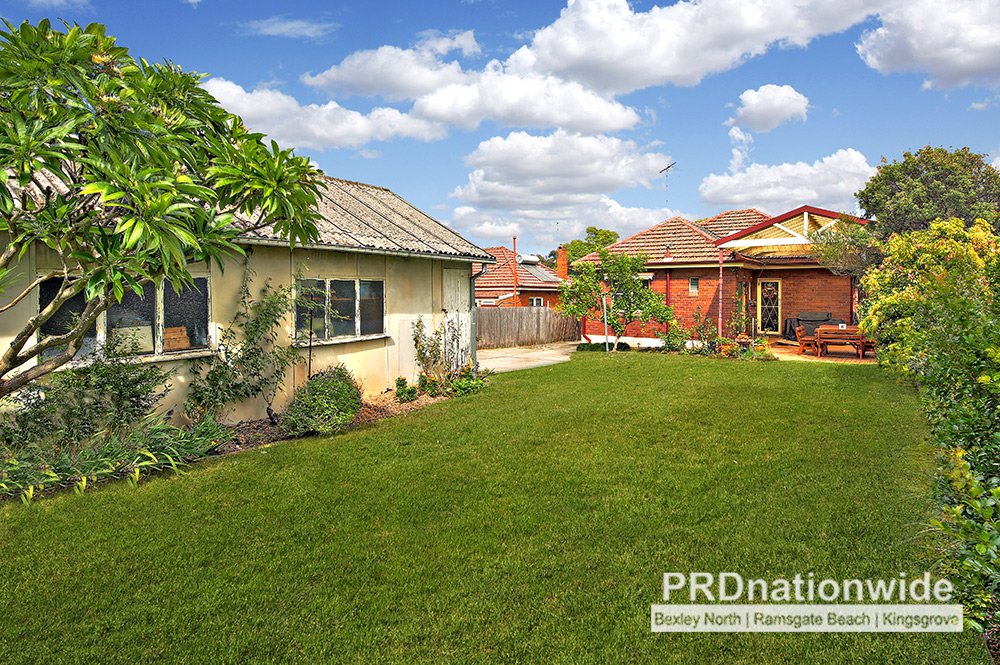 32 St Elmo Parade KINGSGROVE 9