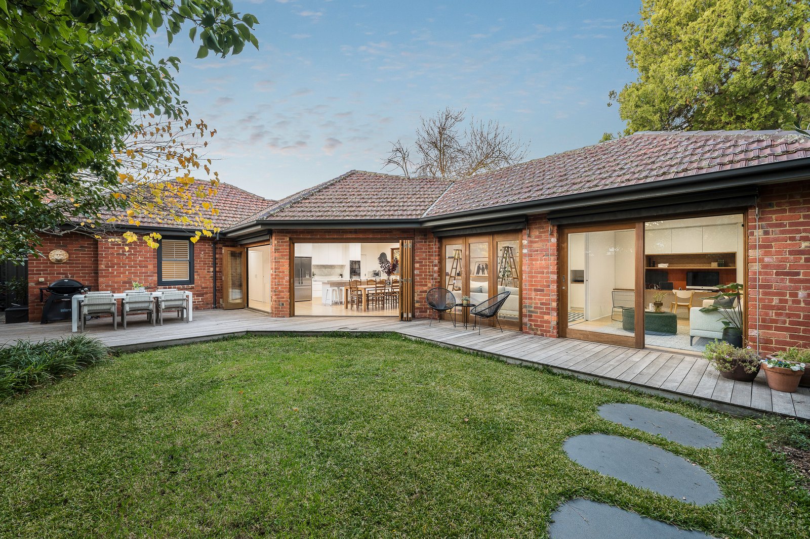 Real Estate and Property in 32 St Georges Crescent, Ashburton, VIC