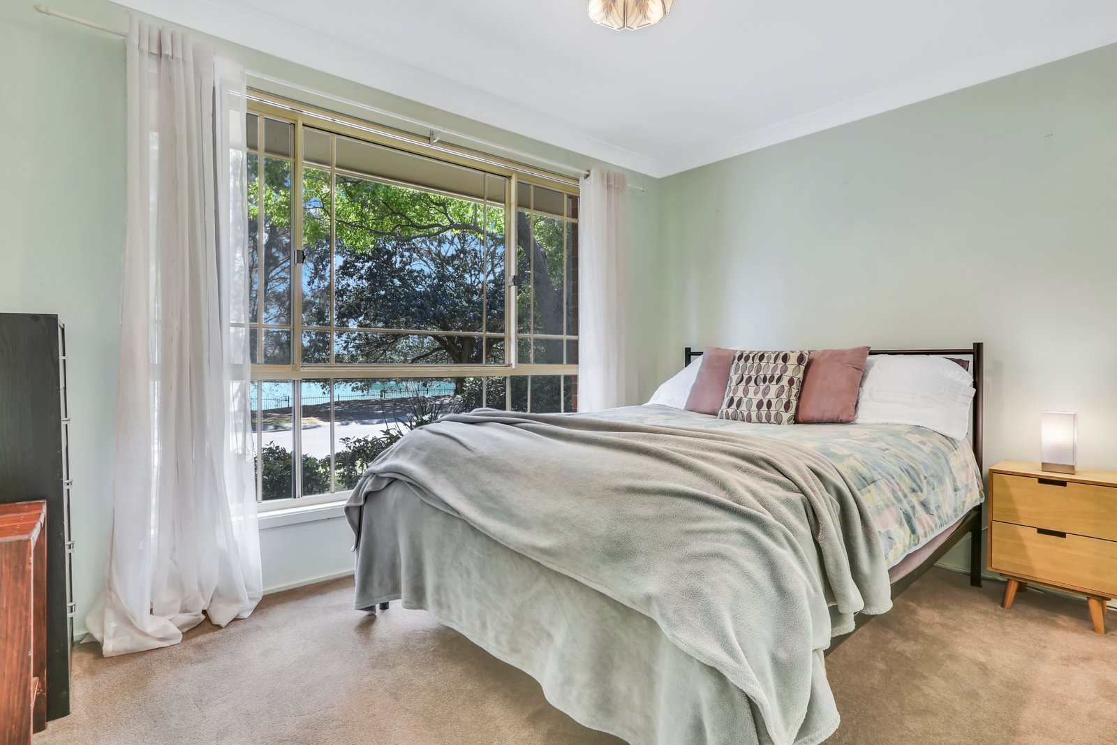 32 Stanthorpe Drive KANAHOOKA 6