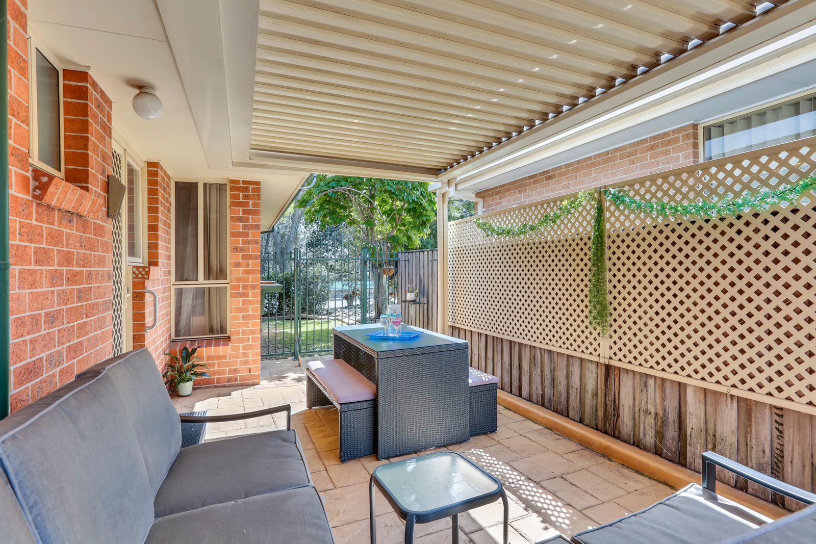 32 Stanthorpe Drive KANAHOOKA 8