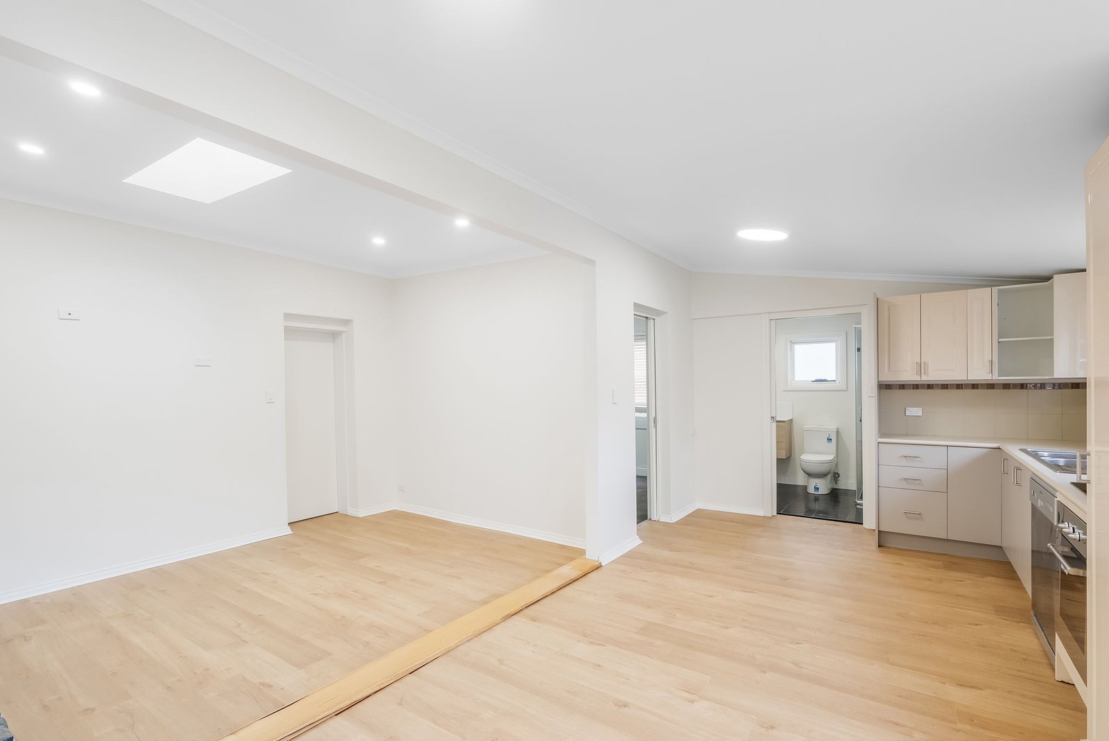 32 Station Street MOONAH 4