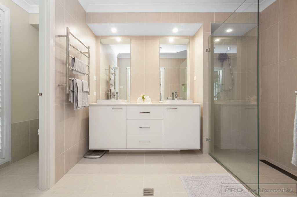 32 Stayard Drive BOLWARRA HEIGHTS 16