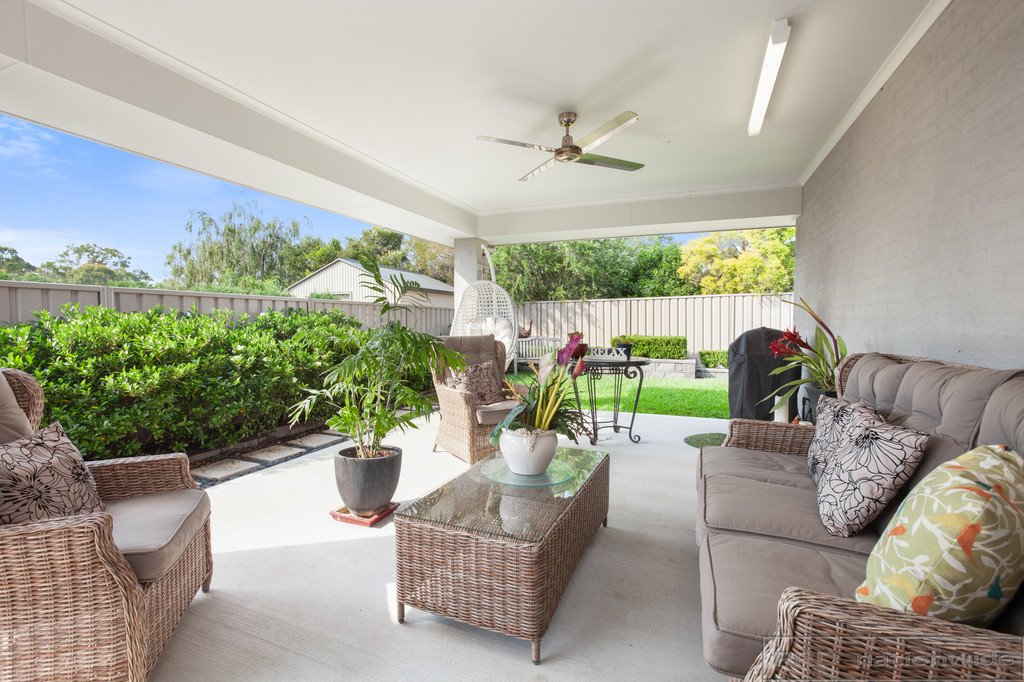 32 Stayard Drive BOLWARRA HEIGHTS 23