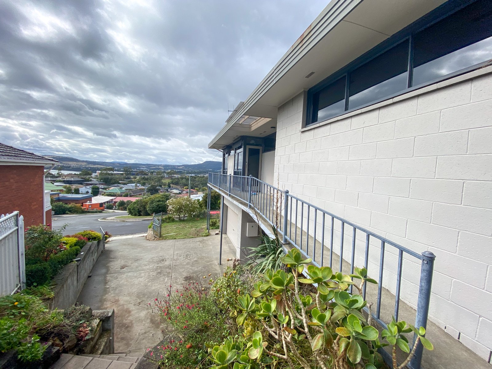 32 Sunshine Road AUSTINS FERRY 1