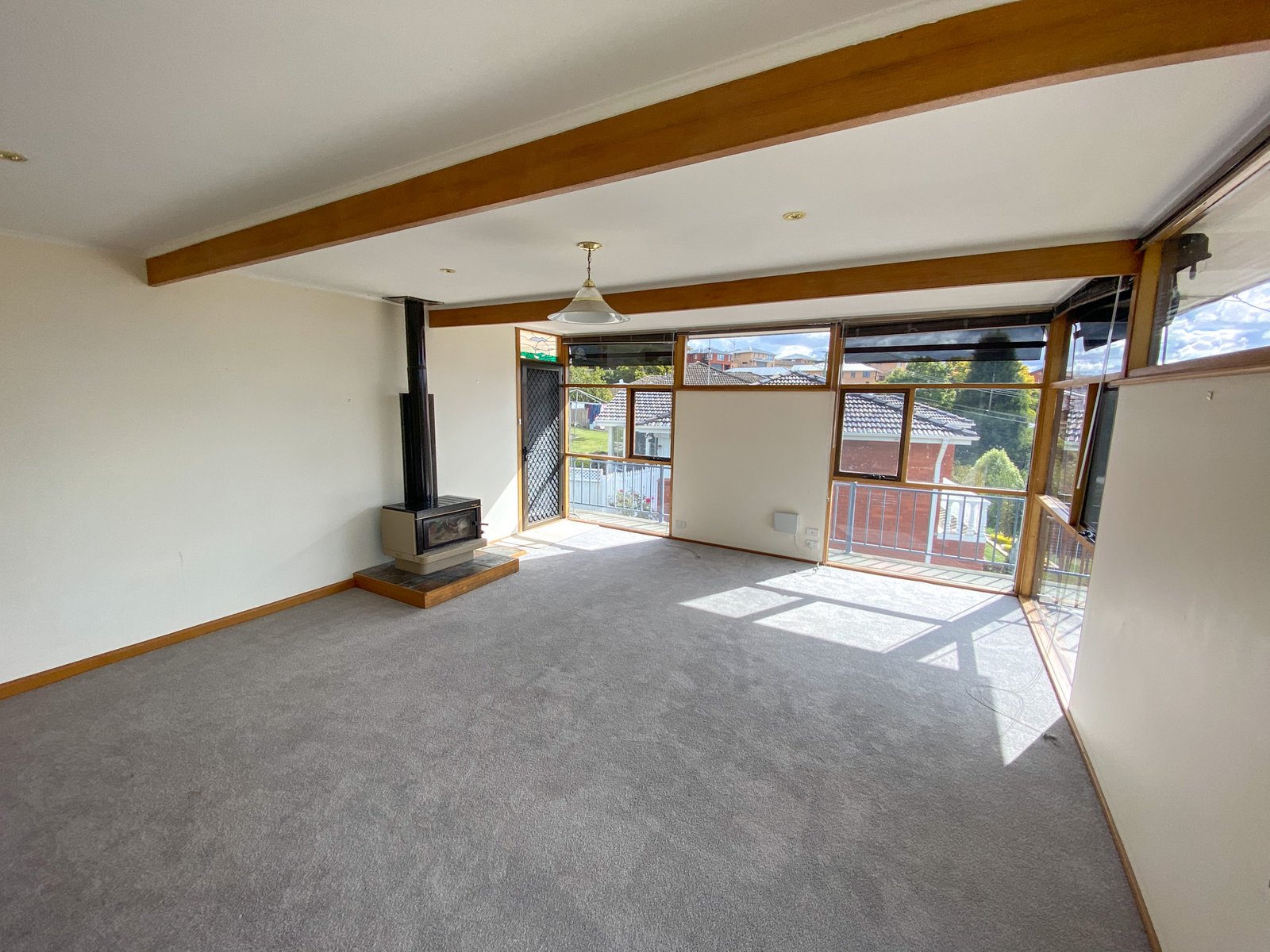 32 Sunshine Road AUSTINS FERRY 3