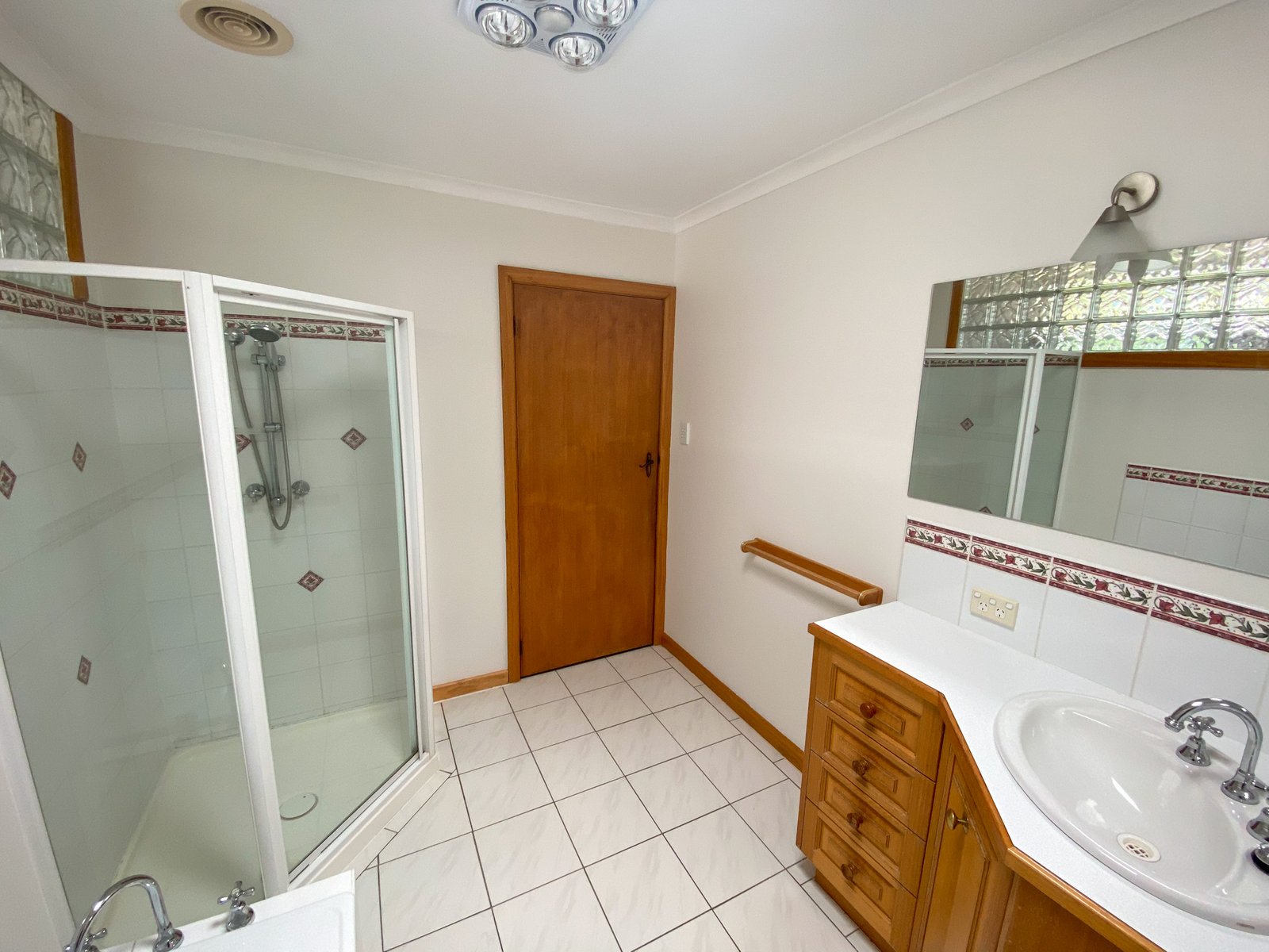 32 Sunshine Road AUSTINS FERRY 11