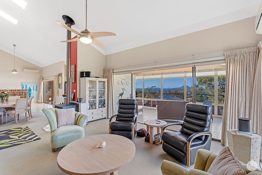 32 Tareebin Road NELSON BAY 1