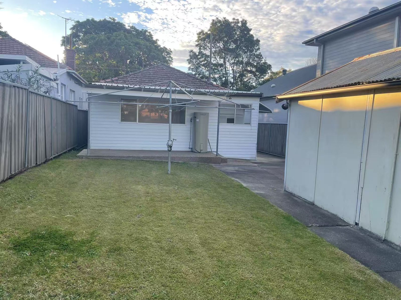 32 Tavistock Road SOUTH HURSTVILLE 13