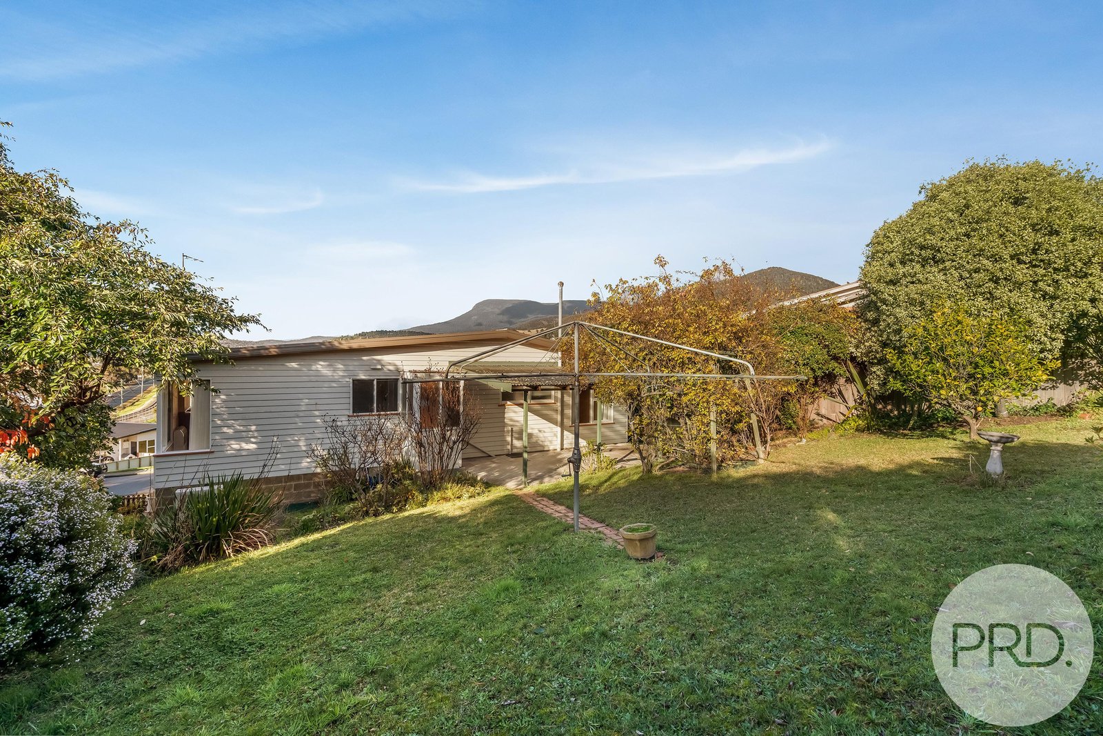 32 Teering Road BERRIEDALE 18