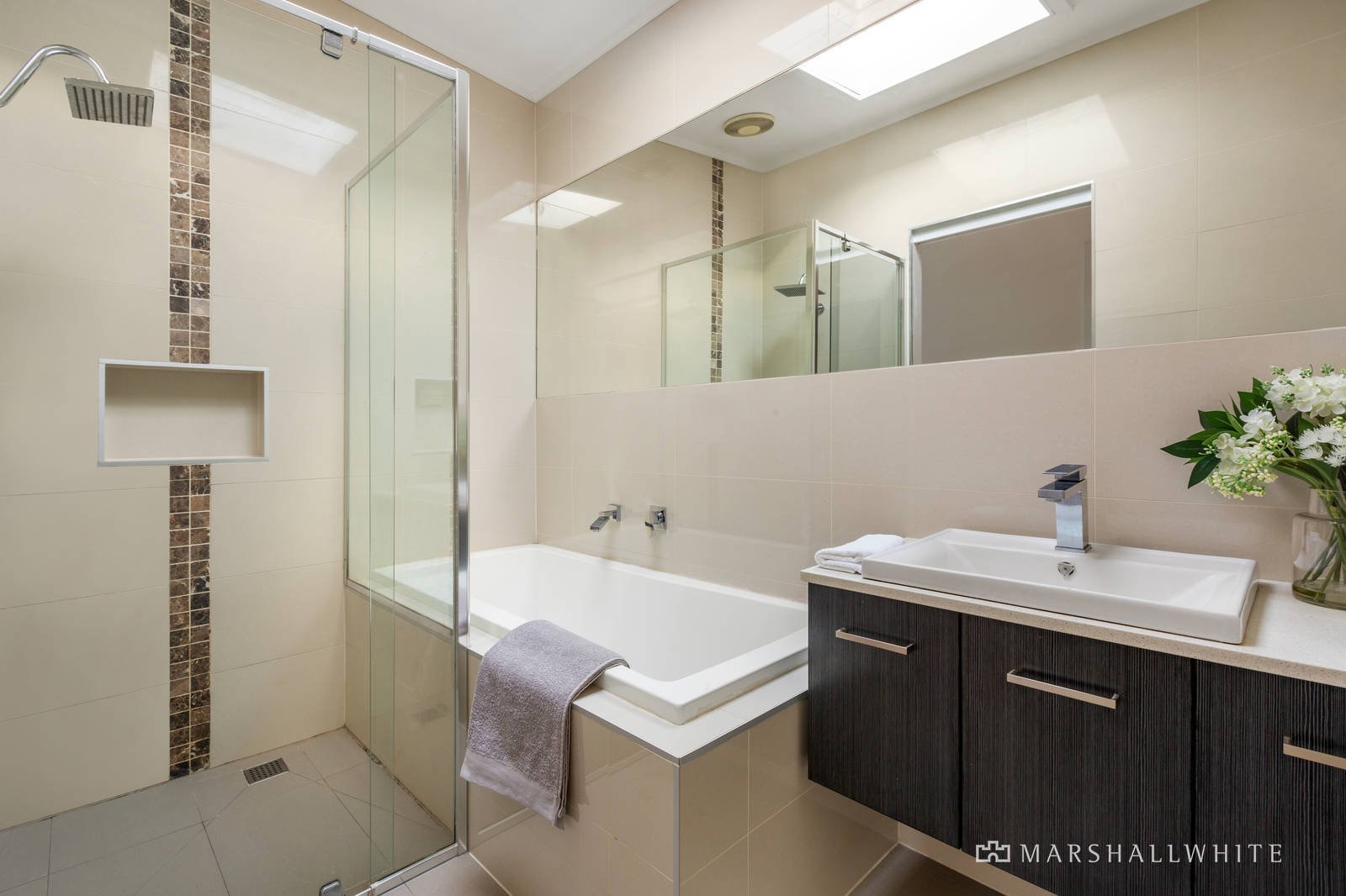 32 The Boulevard, Malvern East, VIC