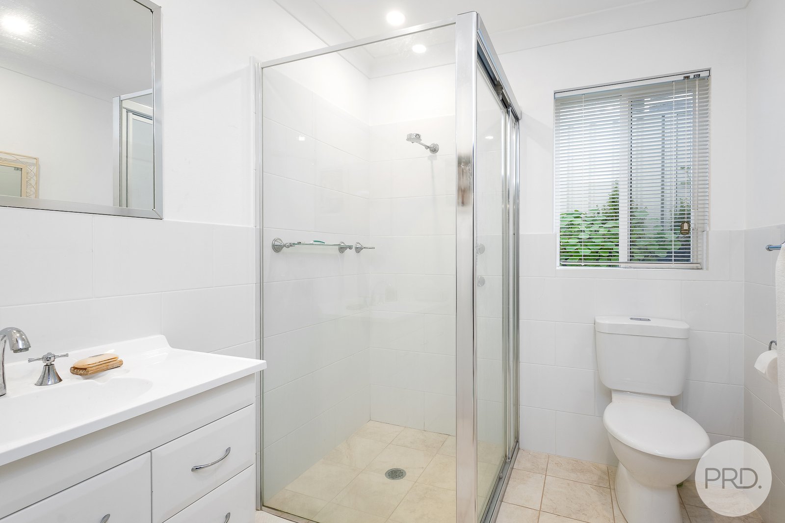32 The Breakwater  CORLETTE 27