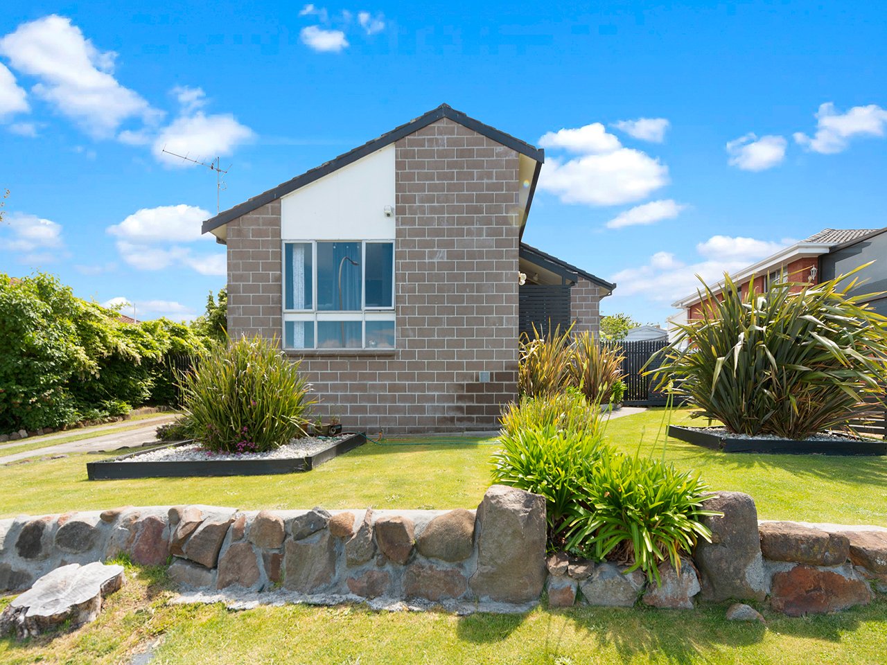 32 Thompson Crescent BRIDGEWATER 17