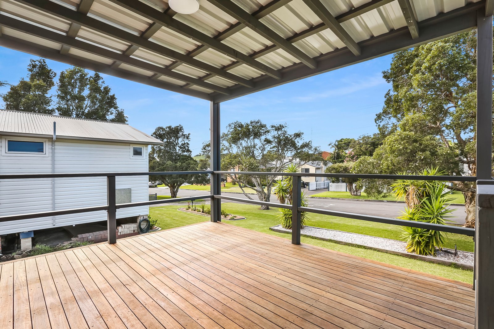 32 Thornbury Avenue UNANDERRA 6