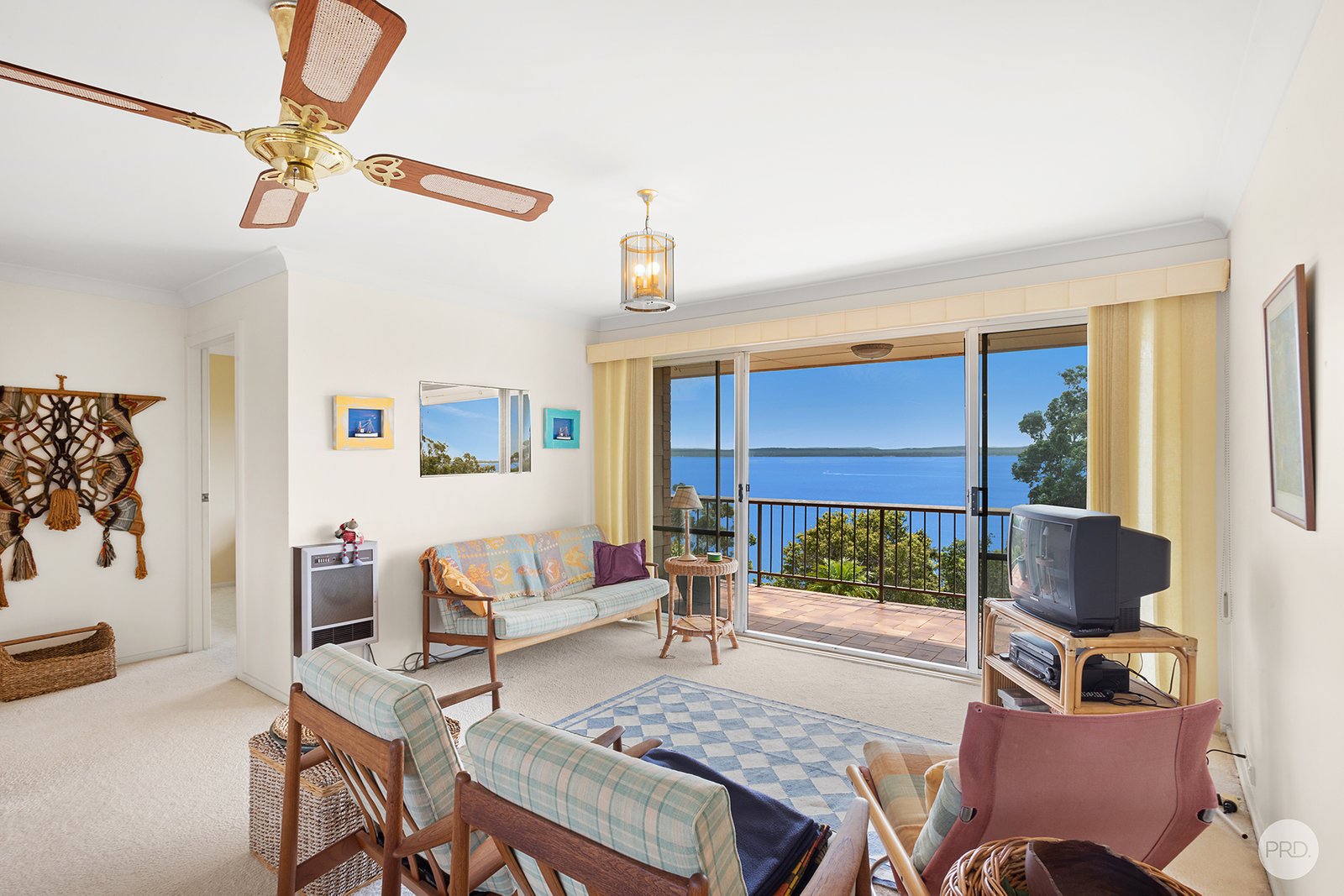 32 Thurlow Avenue NELSON BAY 8