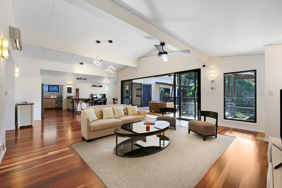 32 Tobin Way Tallebudgera 3