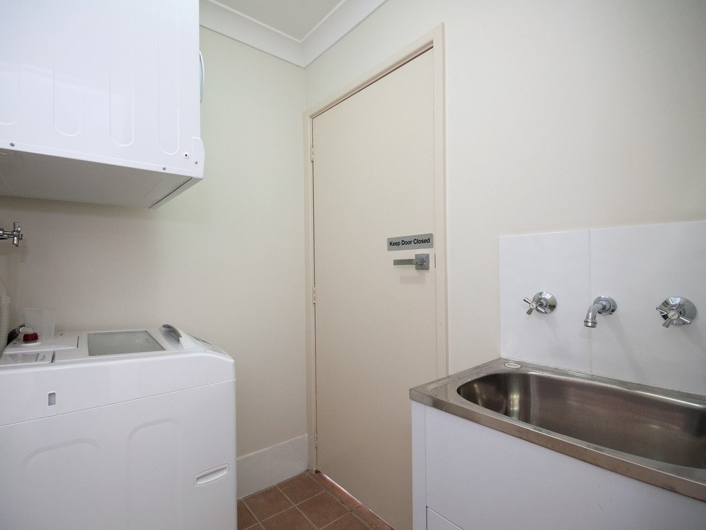 32 Tomaree Road SHOAL BAY 10